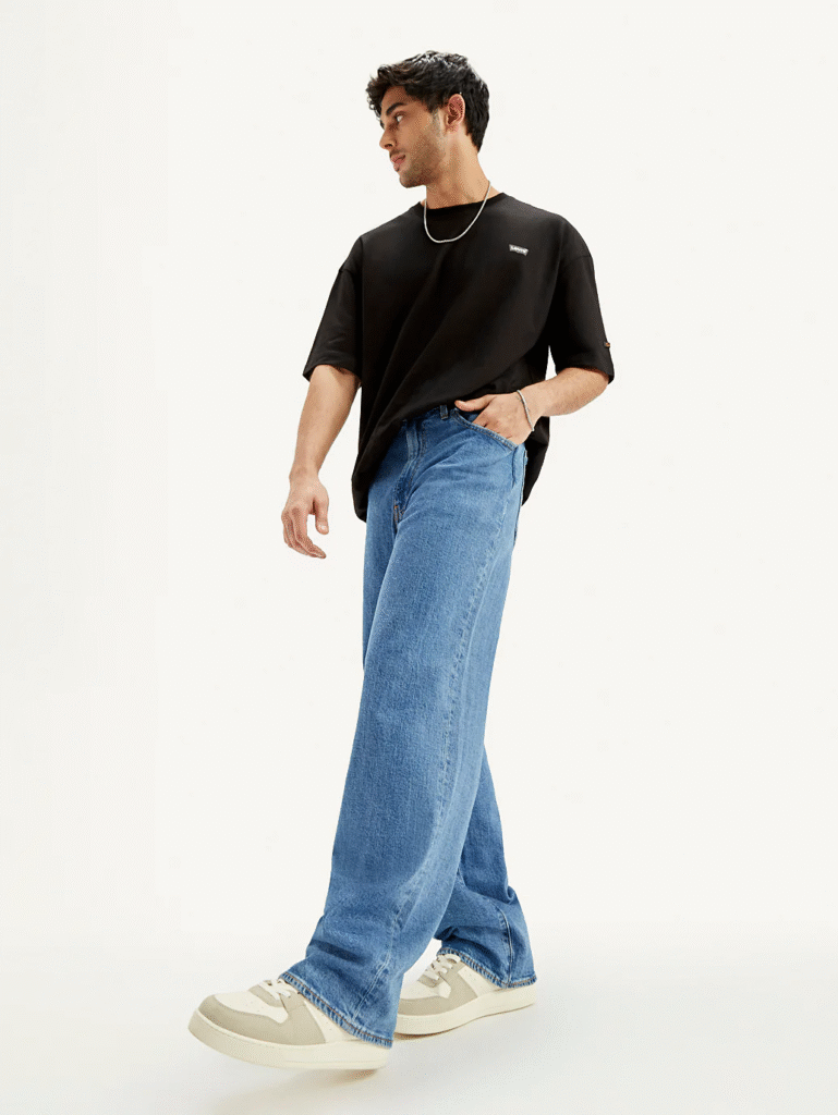 Loose and Baggy Fit Jeans